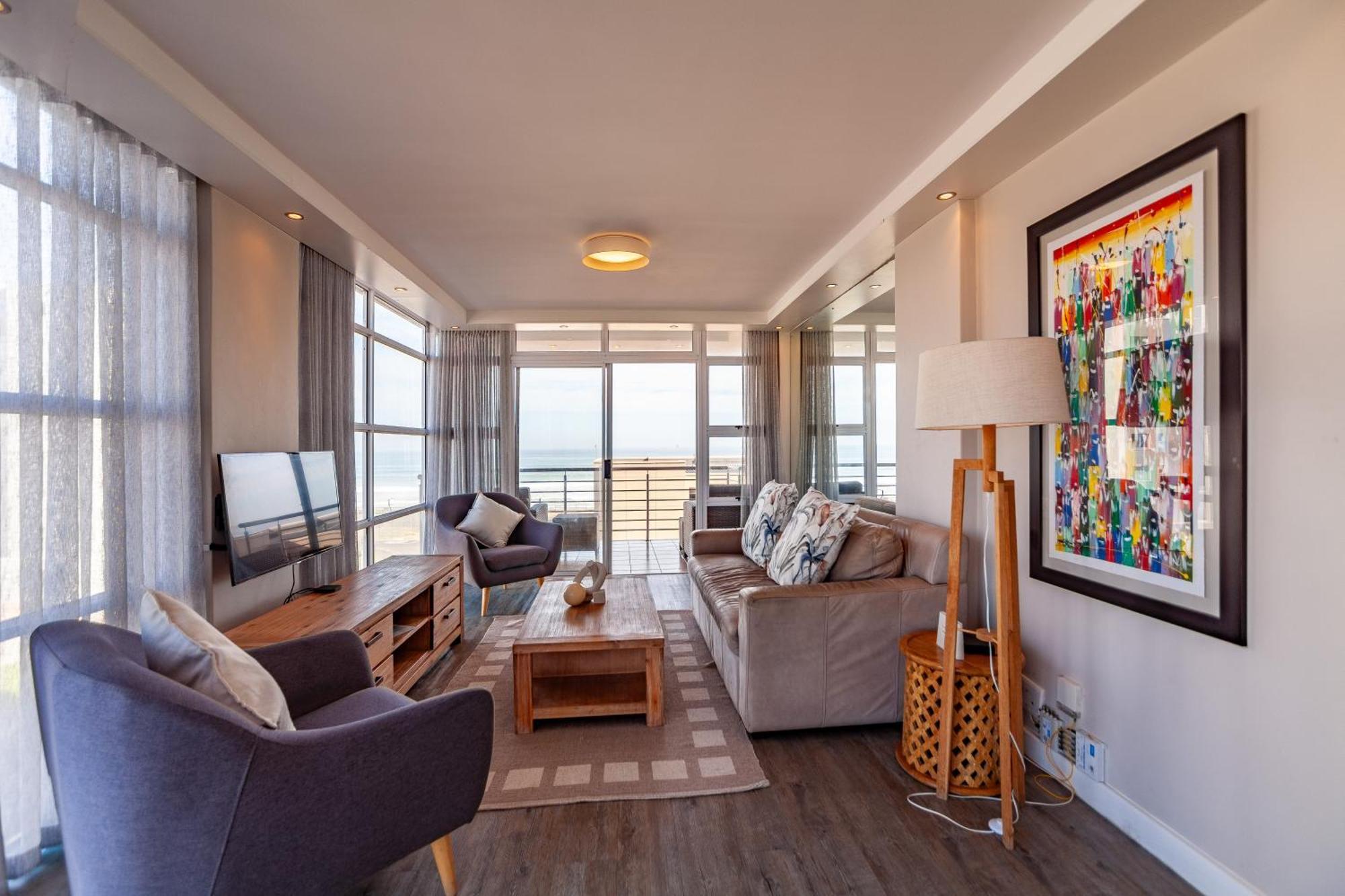Luxury Ocean View Beachfront 2 Bed -206 The Waves, Blouberg, Cape Town *