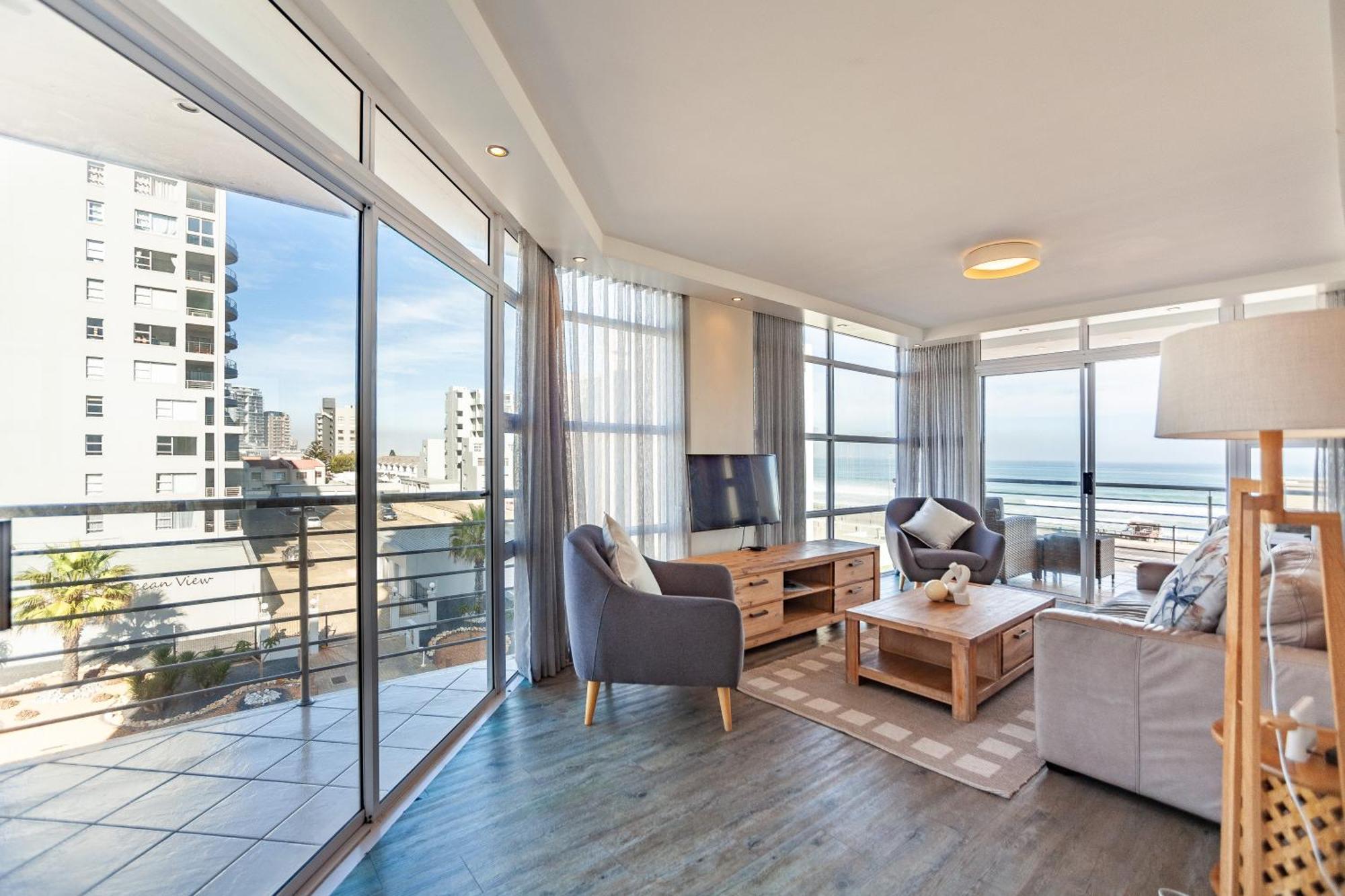 Luxury Ocean View Beachfront 2 Bed -206 The Waves, Blouberg, Cape Town Apartamento Bloubergstrand