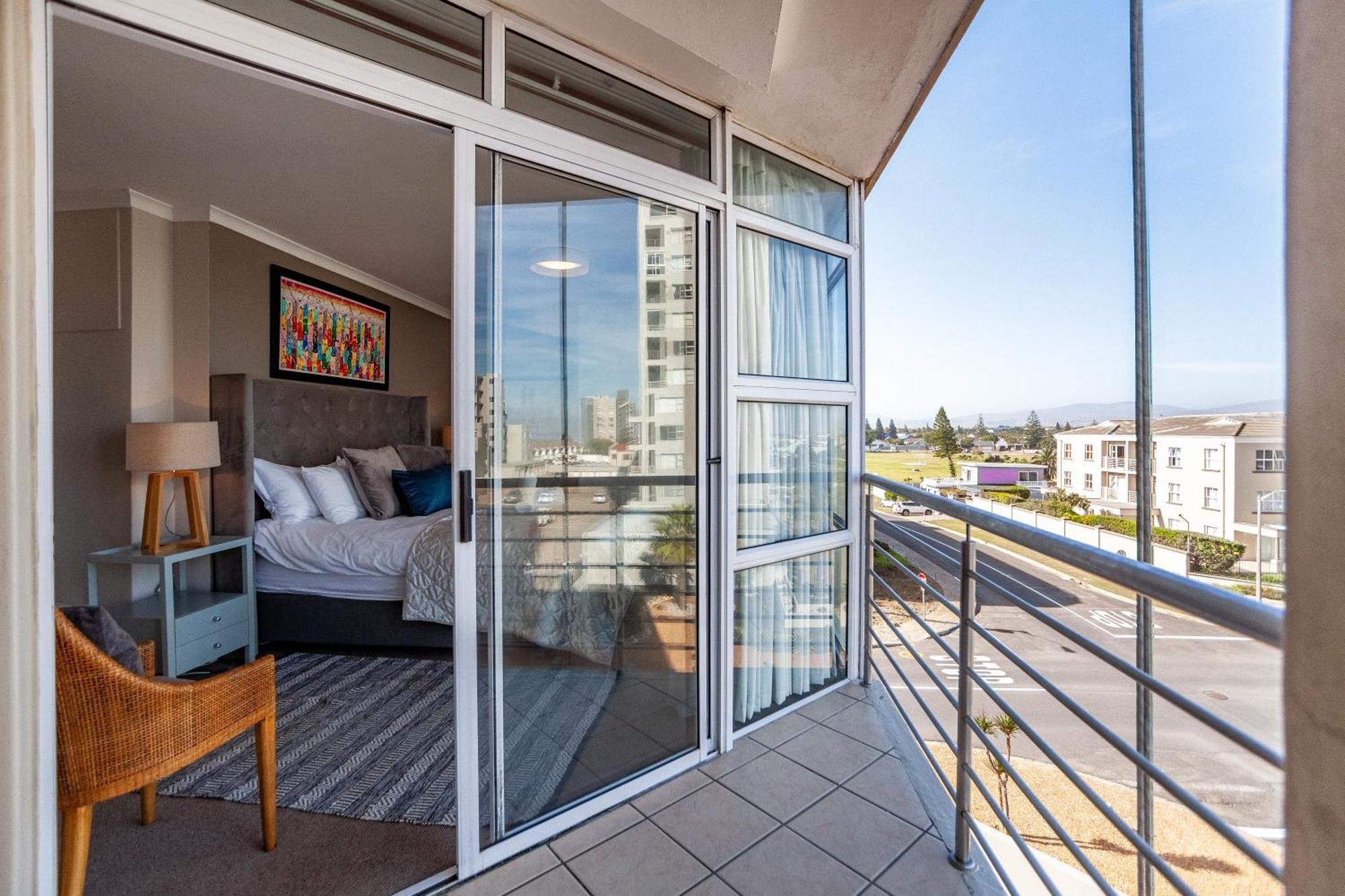 Apartamento Luxury Ocean View Beachfront 2 Bed -206 The Waves, Blouberg, Cape Town *